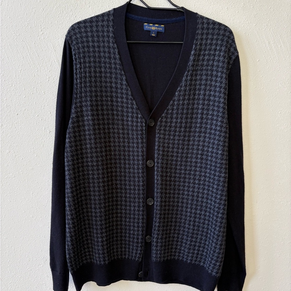 Club Room Black and Gray Houndstooth Cardigan